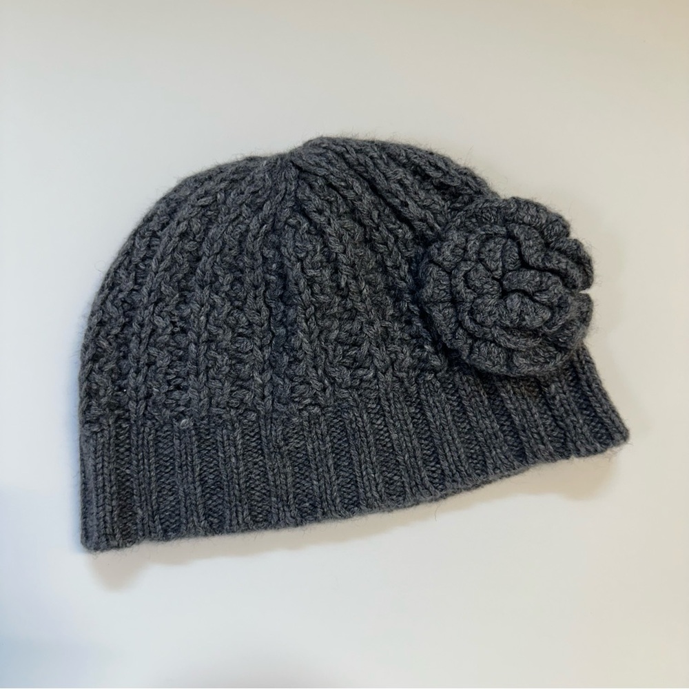 Express | Gray Knit Beanie with Flower Accent